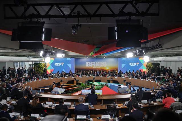 皇冠app
_特朗普：美元失去储备货币地位皇冠app
，如同输掉世界大战