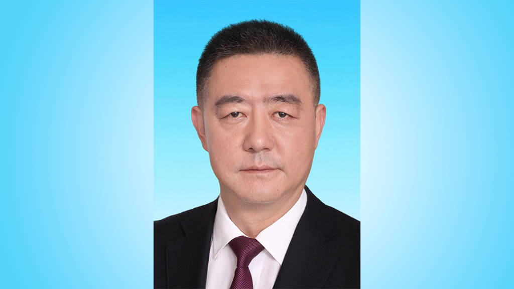 皇冠信用盘去哪里弄_去年出任巴中市委常委、常务副市长的李本勇皇冠信用盘去哪里弄，已转岗市人大